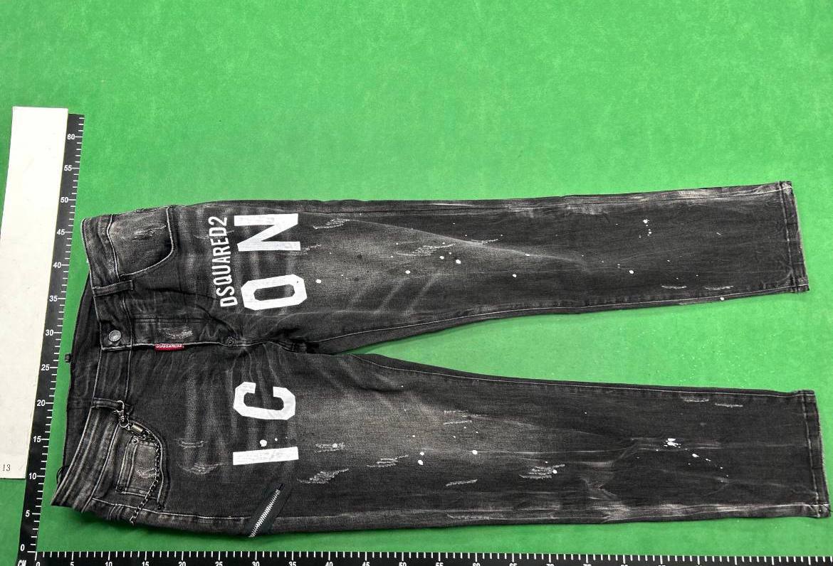 DSQ2 jeans
