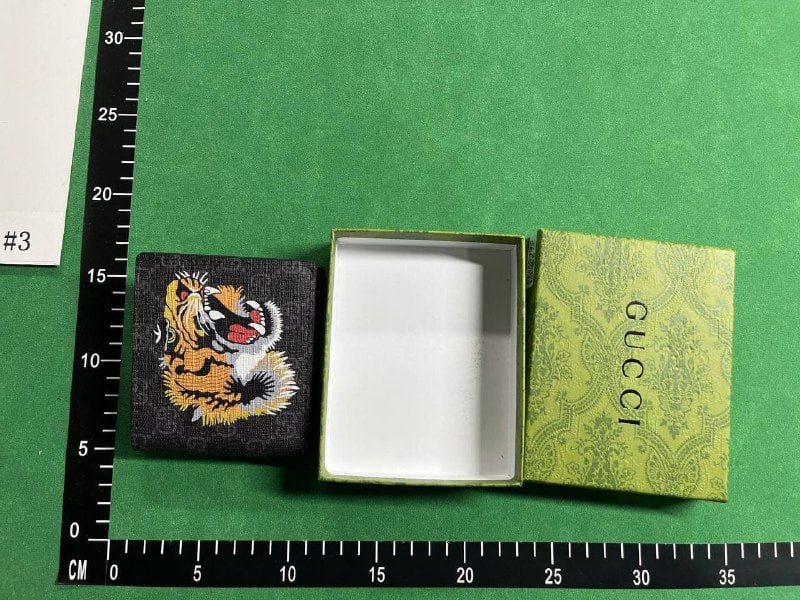 Gucci wallet(33CP)