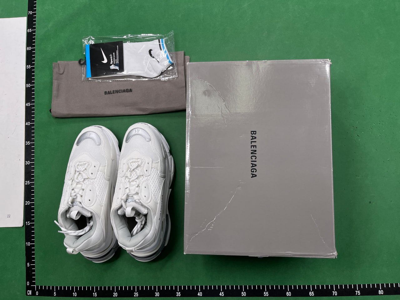  Balenciaga Track    