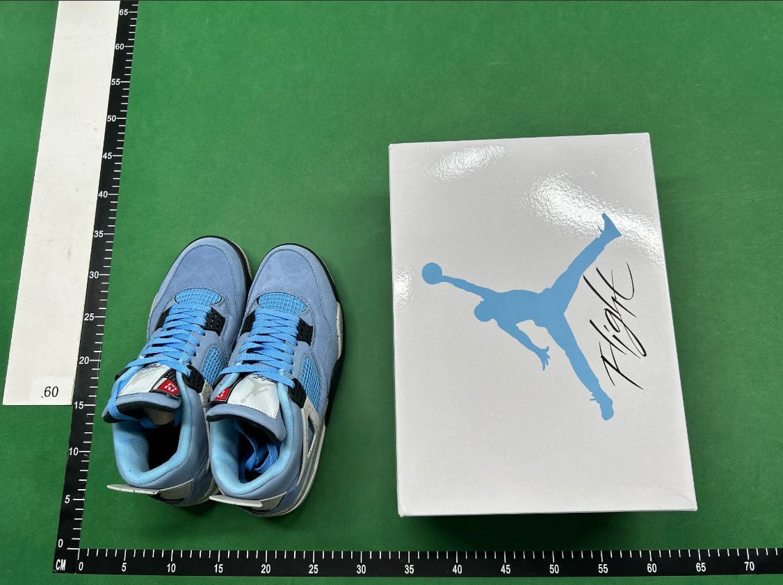 Nike Air Jordan 4