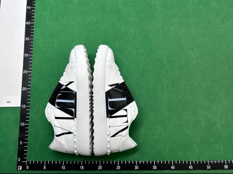 Valentino shoe VLTN