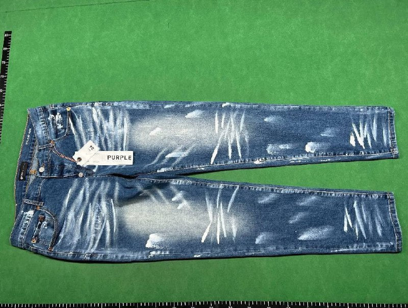  Purple jeans  (40 CP)