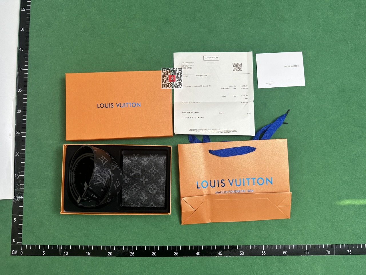 Louis Vuitton belt 