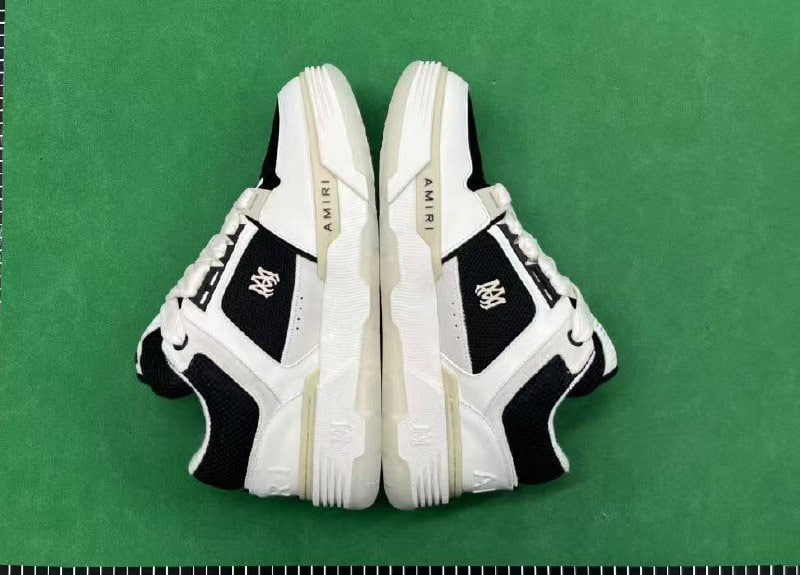  Amiri MAYA Sneakers / Veja V-Logo Sneakers / Valentino Garavani Rockstud Sneakers -2