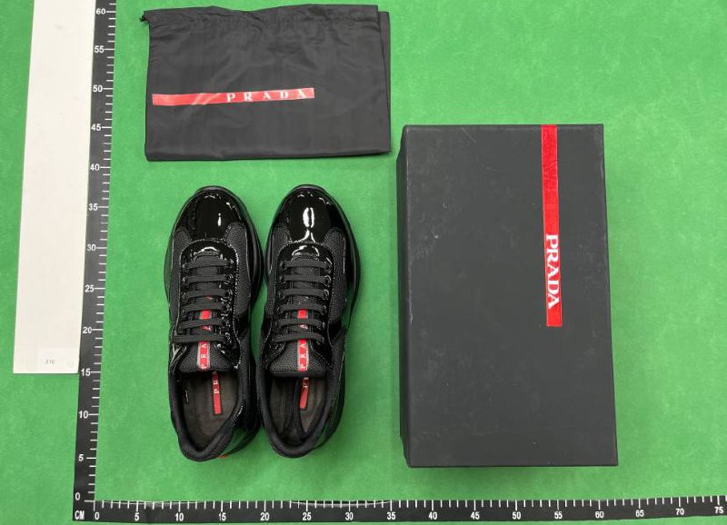 Prada Linea Rossa Sneakers -1