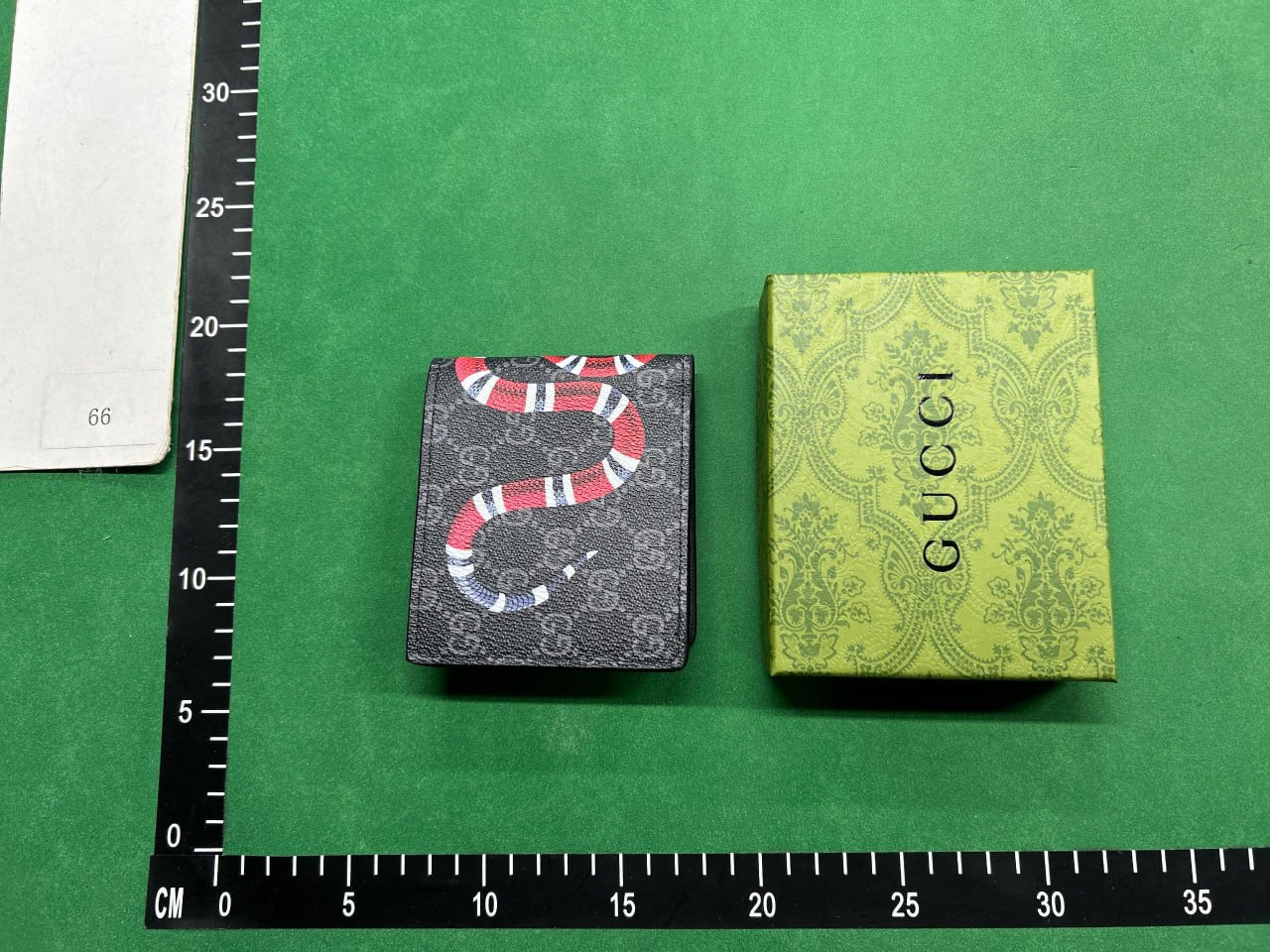 Gucci GG Supreme Wallet [Bee, Tiger, Snake Designs] -4
