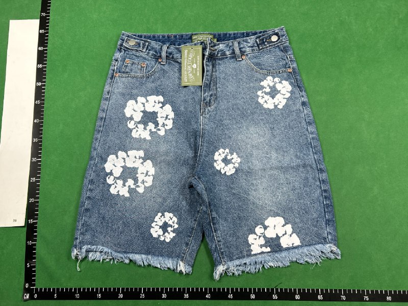  Denim Tears Skull Logo Shorts [5 Colors Available] -3