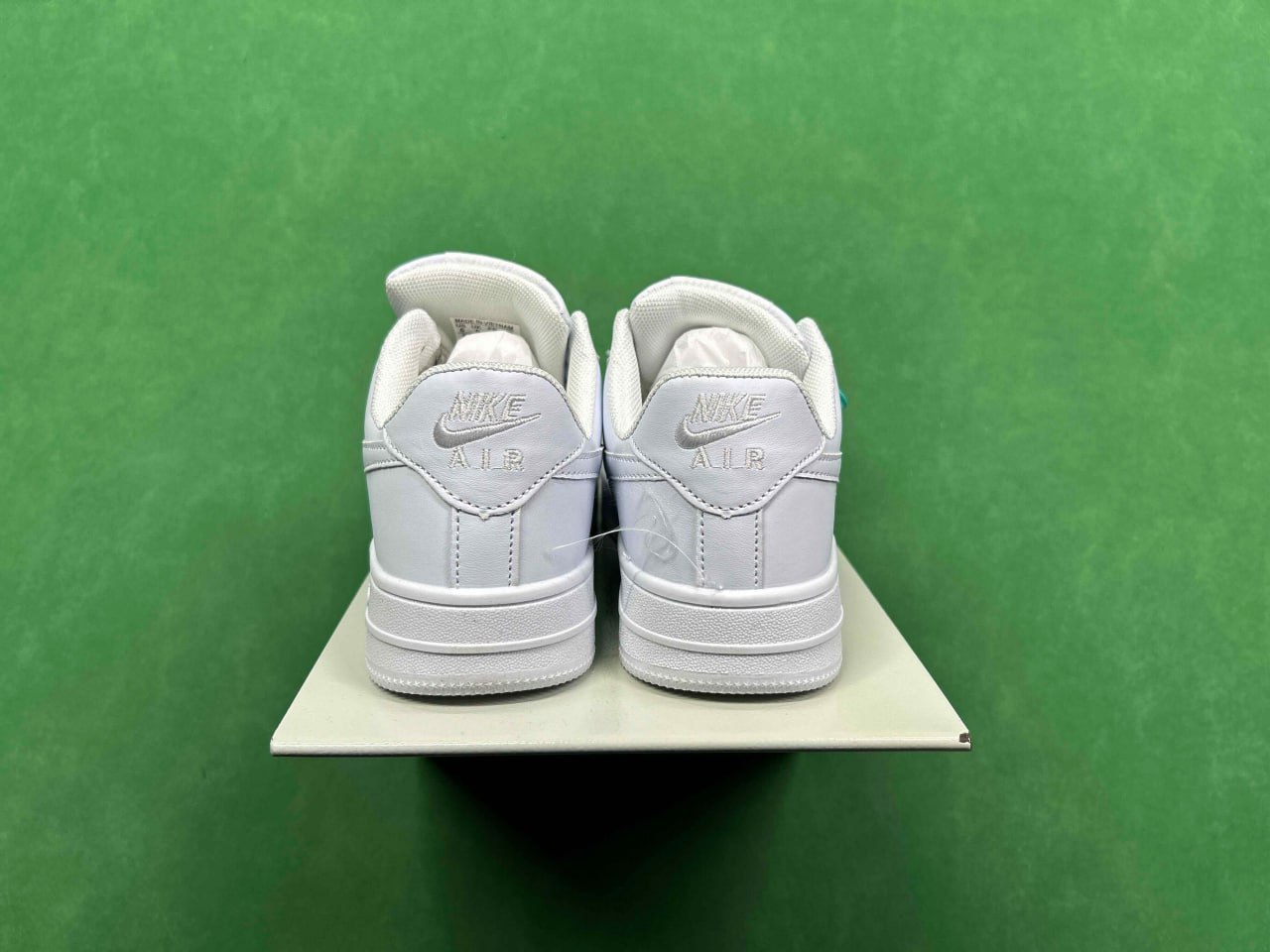  Nike Air Force 1 Sneakers -1