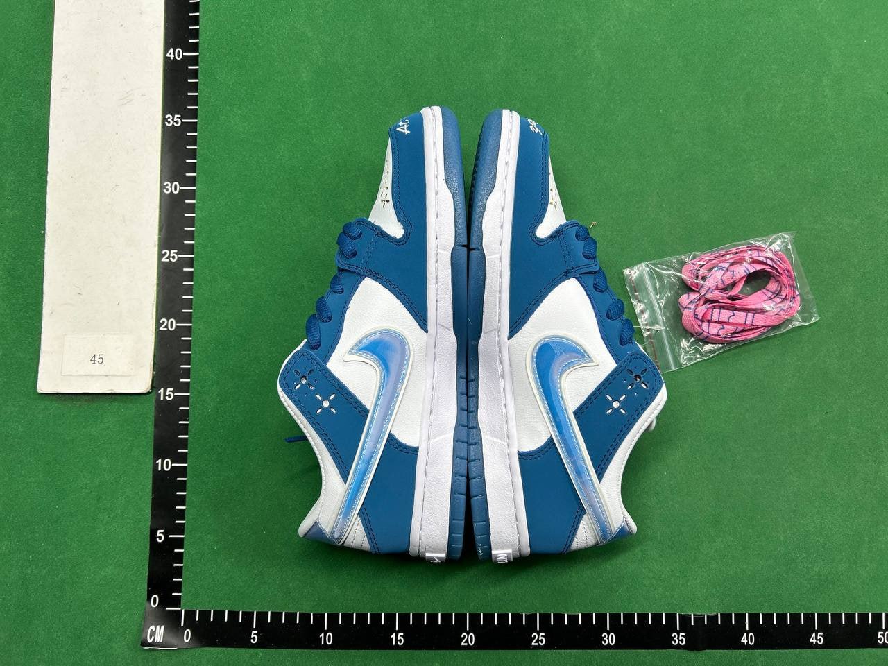 Nike Dunk Low Sneakers -1