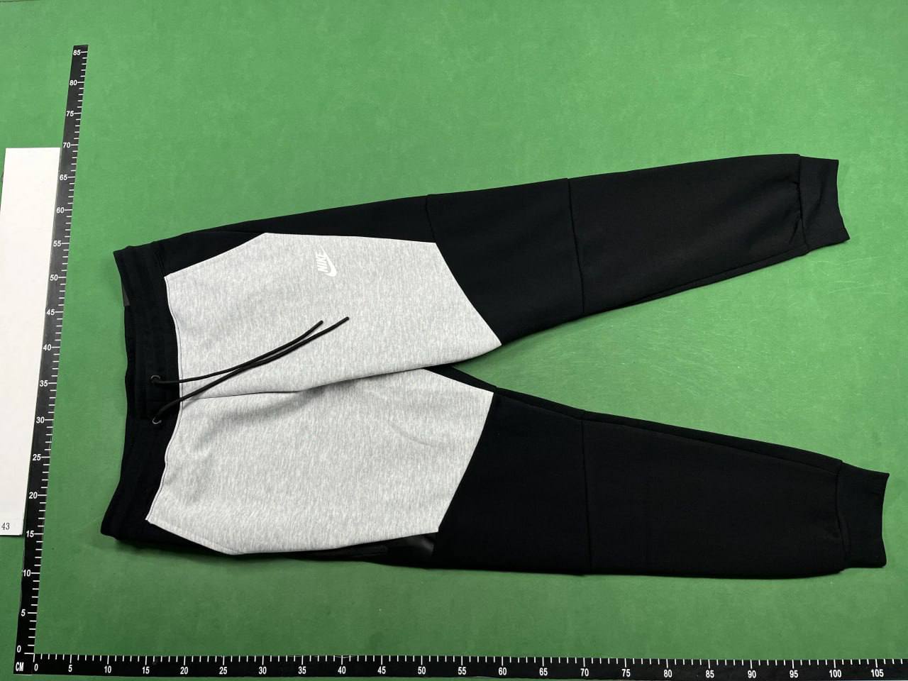 Nike Tech Fleece Hoodie & Jogger Set -2