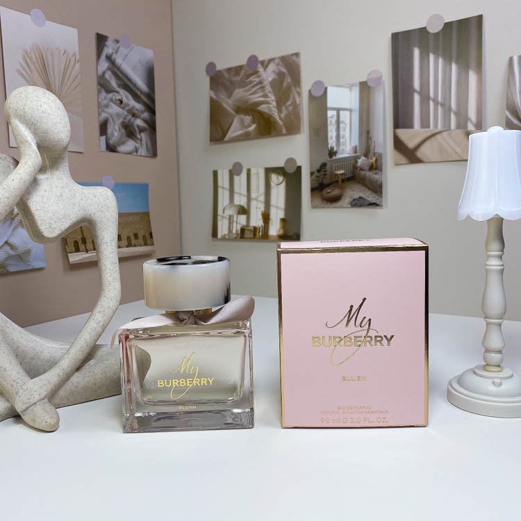 Burberry new pink exclusive wo