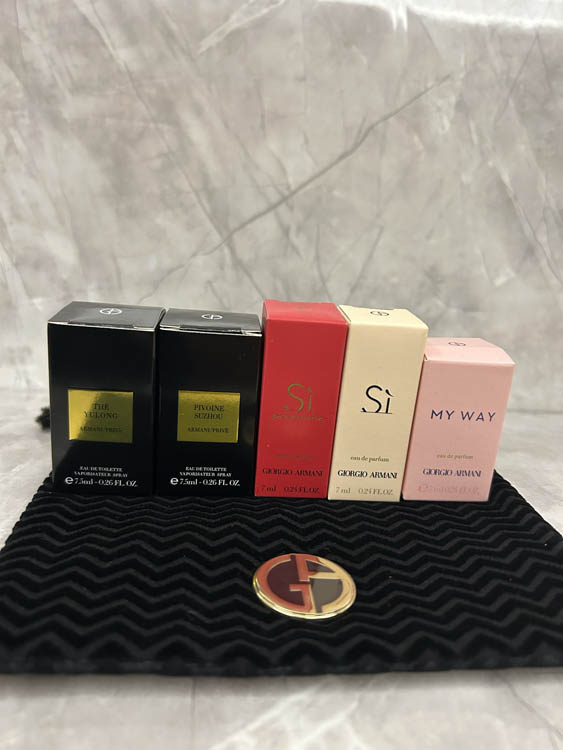 Armani perfume sample set of 5 with drawstring bag-3268                   -2