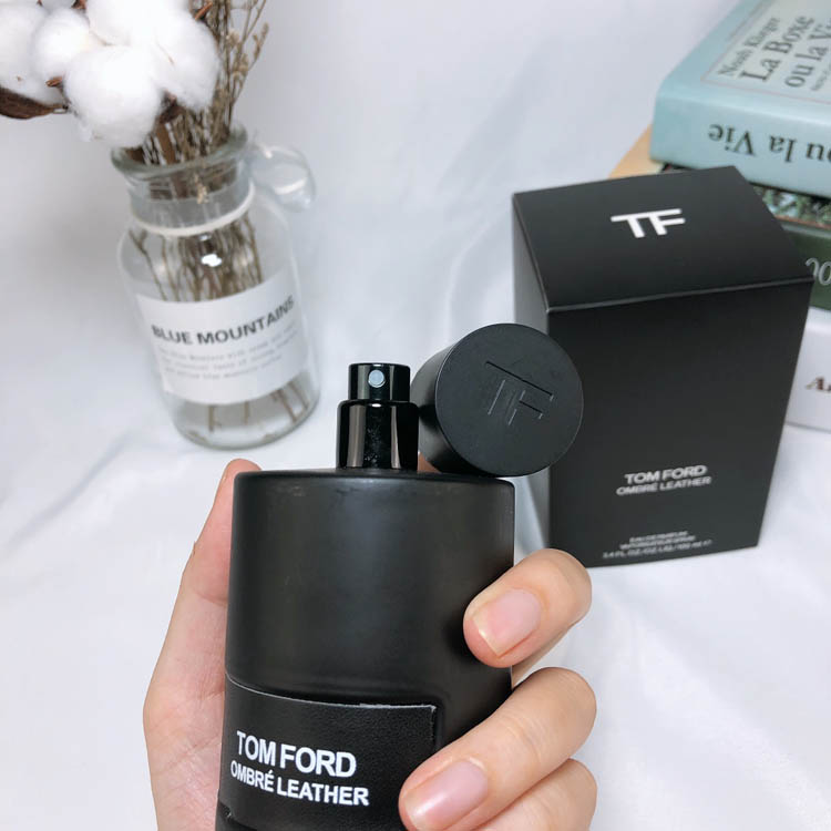 TOMFORD TF Light and Shadow Leather Eau de Toilette-3171                   -4