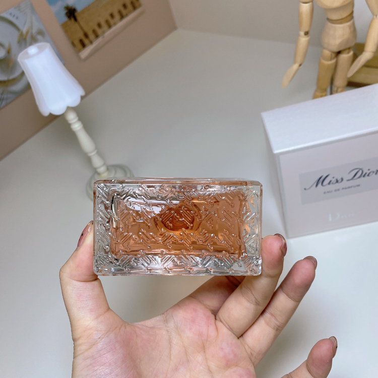 Dior Blooming Sweetheart EDP-3068                   -3